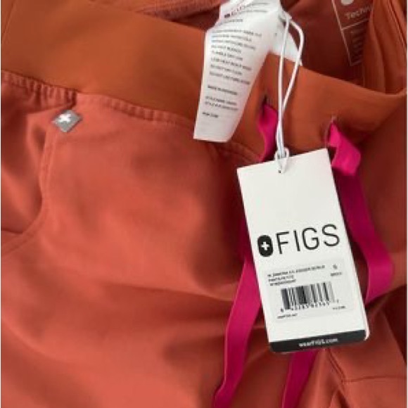 FIGS brand scrub sets (x3) - Picture 5 of 6